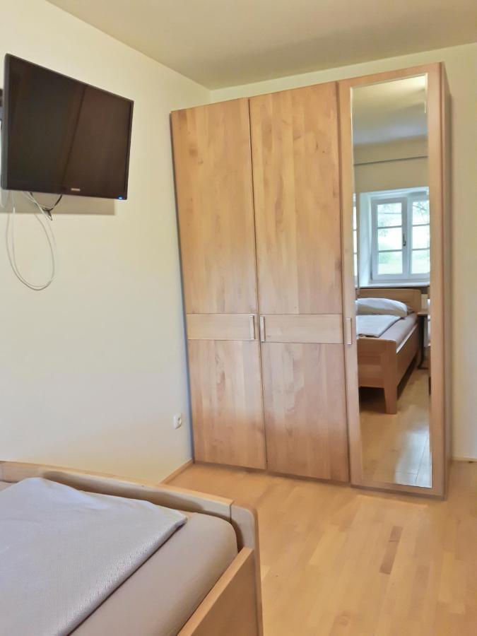 Hoellerhof Apartment